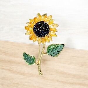 NEW! Sunflower Brooch with Rhinestones – Artsy Gift for Sunflower Lovers